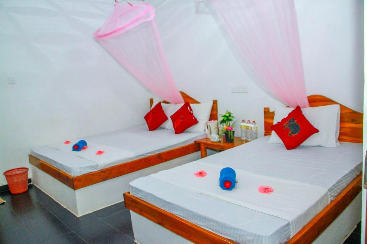 Sun Flower Homestay Sigiriya Exterior foto