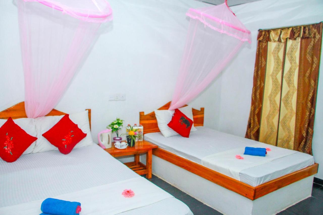 Sun Flower Homestay Sigiriya Exterior foto